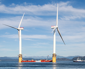 3 Lighting Challenges on Offshore Wind Turbines – And How to Solve Them